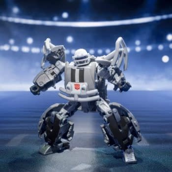 New NFL x Transformers Dallas Cowboys Autobot Comes to Life
