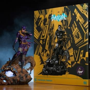 New Batgirl (Stephanie Brown) Variant Statue Arrives from Sideshow