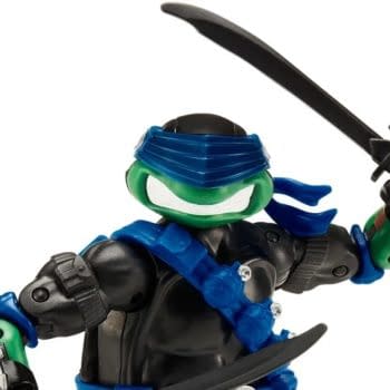 Leonardo is Snake Eyes with Playmates New TMNT x G.I. Joe Figure