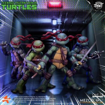 Mezco Toyz Reissues the Teenage Mutant Ninja Turtles Boxed Set