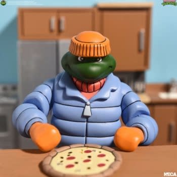 New Teenage Mutant Ninja Turtles Incognito Mikey Arrives from NECA