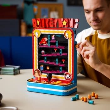 LEGO Goes Retro with New Functioning Donkey Kong Arcade Set
