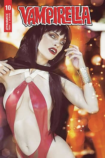 Vampirella #10 Cover E Cosplay
