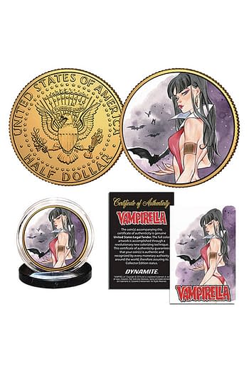 Cover image for VAMPIRELLA MOMOKO VAMPIRELLA #12 COLL COIN (O/A)