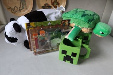 Review: Minecraft Gifts & Toys For 2019 Holidays