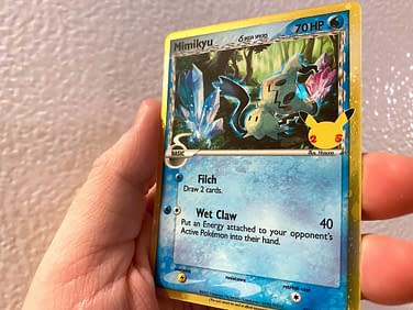 Pokmon TCG: Celebrations Early Opening: Collector Chest Pokmon TCG: Celebrations Early Opening: Collector Chest