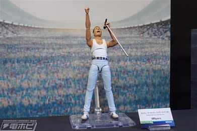 Freddie Mercury Makes His Way to the Stage Figuarts Figure