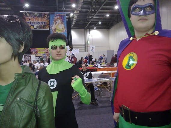 Warren Ellis Surrounded By Cosplay &#8211; The Weekend At MCM London Expo