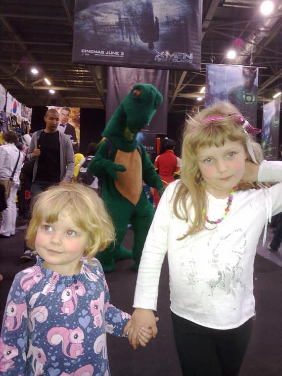 Warren Ellis Surrounded By Cosplay &#8211; The Weekend At MCM London Expo