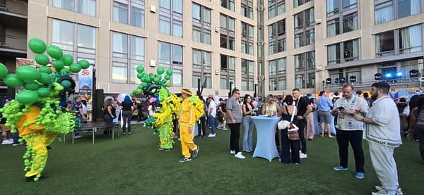 SDCC: San Diego Fandom Rooftop Party Had Brandon Routh As Spider-Man