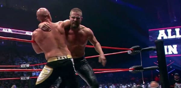 Stephen Amell wrestling at AEW All In (Image: AEW)