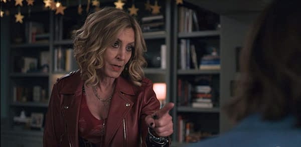 Evil Star Christine Lahti on Mother-Daughter Relationship & More