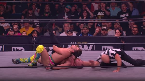 Sammy Guevara tries to pin Jon Moxley on AEW Dynamite