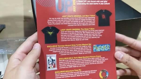Unboxing the July 2018 Team-Up Loot Crate