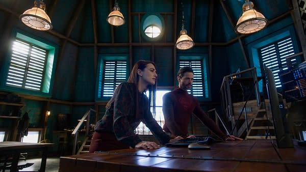 Supergirl Fans Want Kara/Lena Supercorp Ship Canon; Game Night Debate