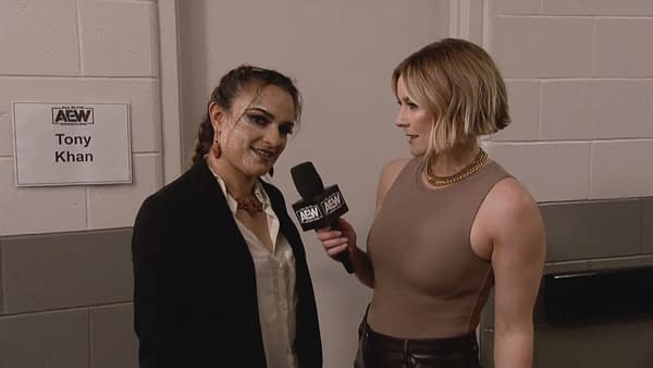Thunder Rosa appears on AEW Dynamite with Renee Paquette