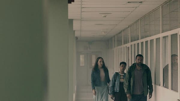 The Handmaid's Tale: Elisabeth Moss, Hulu Share Final Season Looks
