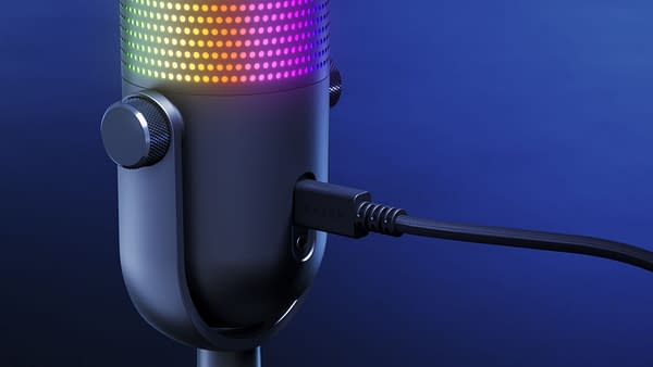 Razer Releases The New Seiren V3 Chroma 32-Bit DSP Microphone