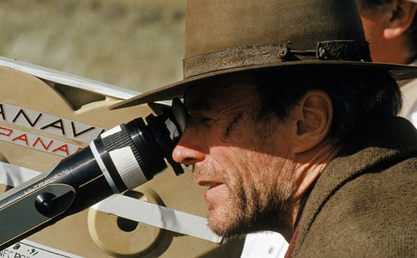 Clint-Eastwood-shooting-U-001