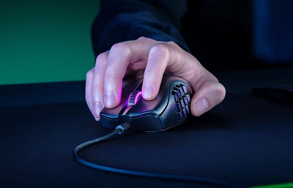 A look at the new Naga X gaming mouse, courtesy of Razer.