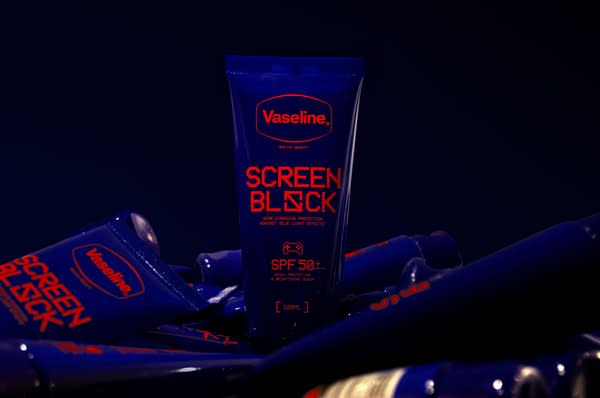 Vaseline Releases New Screen Block For Gamers Exposed To Bluelight