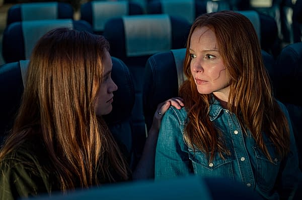 Yellowjackets Star [SPOILER] on [SPOILER] Death; Season 3 Ep. 9 Images