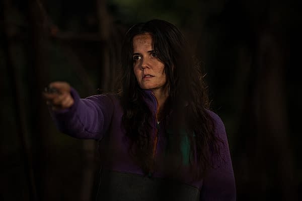 Yellowjackets Star [SPOILER] on [SPOILER] Death; Season 3 Ep. 9 Images