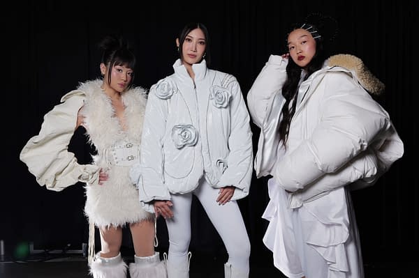 Snoop Dogg Halftime Show Images Spotlight KPOP Demon Hunters' Huntr/X