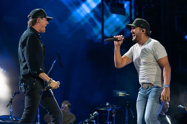 CMA Fest 2026: Our Viewing Guide to Tonight's Big Country Music Event