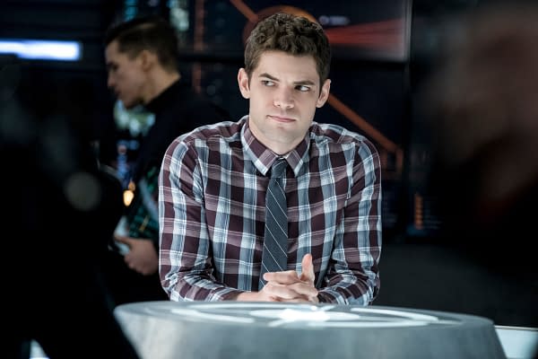 Jeremy Jordan Thanks the Fans, Cast and Crew of Supergirl