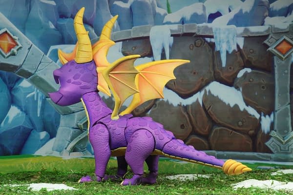 NECA Spyro The Dragon Figure 2