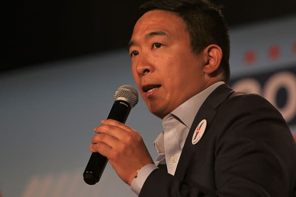 Sioux City, Iowa - July 19, 2019: Andrew Yang speaks to the crowd at a forum for presidential candidates. (Image: Rich Koele / Shutterstock.com)