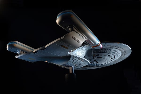 Build the Star Trek Enterprise-D With Hero Collector