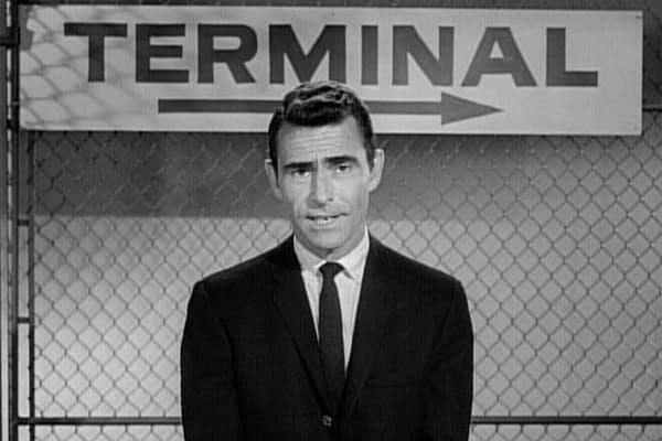 Our Top 5 Episodes of The Twilight Zone Perfect For The New Year