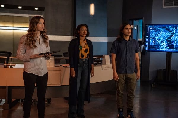 The Flash S07E05 Preview: Barry's Worst Fears; Caitlin's Frosty Roomie
