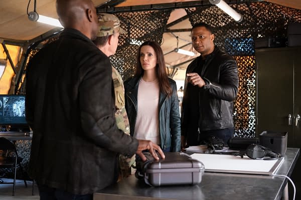 Superman &#038; Lois Season 1 E12: John Diggle's Arrowverse Tour Continues