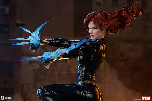 Black Widow Makes Her Escape With Sideshow's Newest Marvel Statue