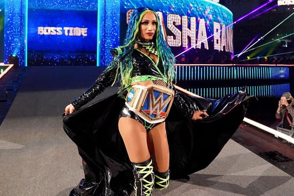 Did Sasha Banks Get Injured At A WWE House Show Last Night?