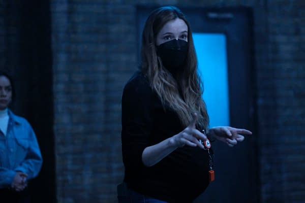 The Flash S08E17 Keep It Dark Images, Director Danielle Panabaker BTS