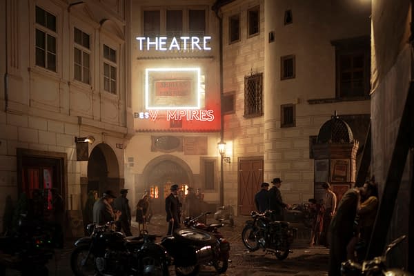 Interview with the Vampire S02E02 Images: Théâtre des Vampires &#038; More