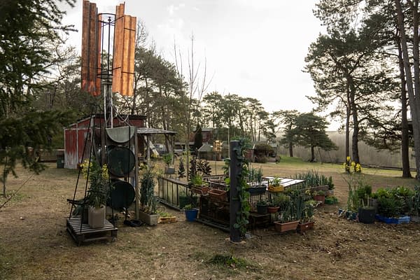 The Walking Dead: Daryl Dixon Shares Season 2 Opener BTS Image Gallery