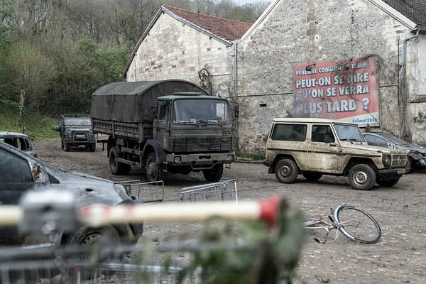 The Walking Dead: Daryl Dixon Shares Season 2 Opener BTS Image Gallery