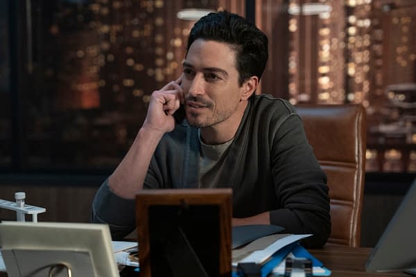 Mayfair Witches Stars Hamlin & Feldman on S2, IU Crossover & Fandom