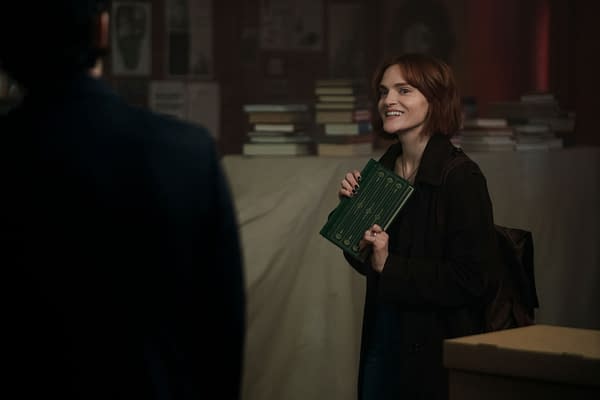 You: New Season 5 Image Gallery Offers Clues to Joe's Final Run