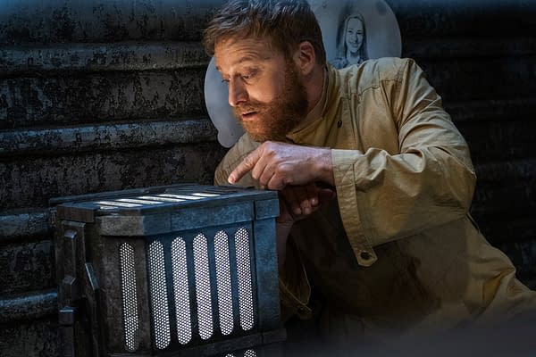 Resident Alien Season 4 Episode 1: "Prisoners" Image Gallery Released