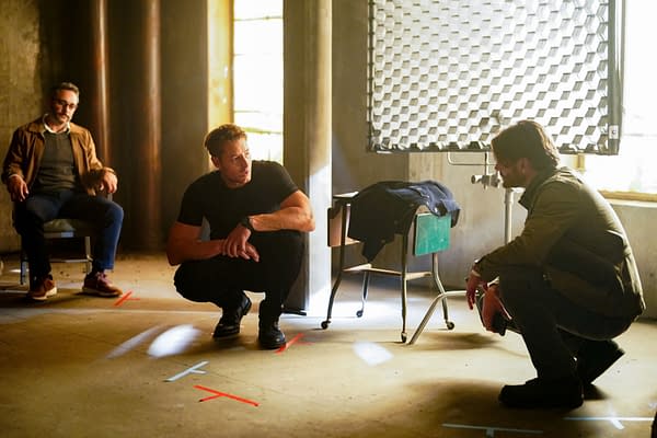 Tracker S03E02 "Leverage": New Justin Hartley, Jensen Ackles Images