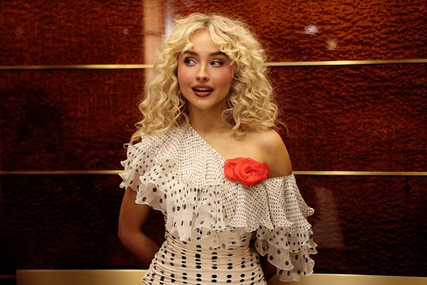 SNL 51 Host/Musical Guest Sabrina Carpenter Checks In From Read-Thru