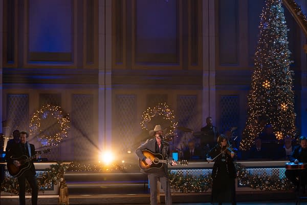 CMA COUNTRY CHRISTMAS