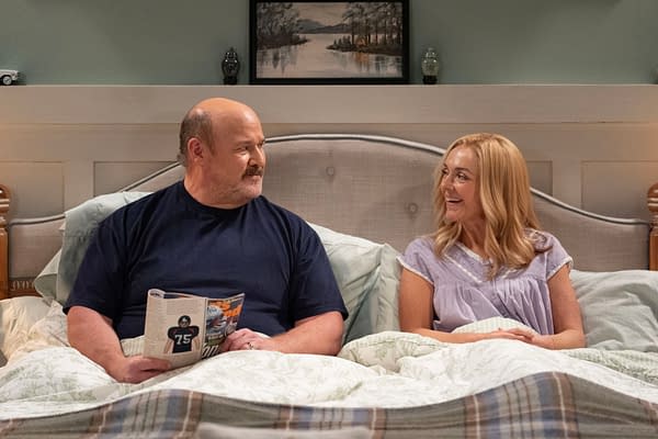 Georgie & Mandy's First Marriage S02E19: Mandy's Got Some Competition
