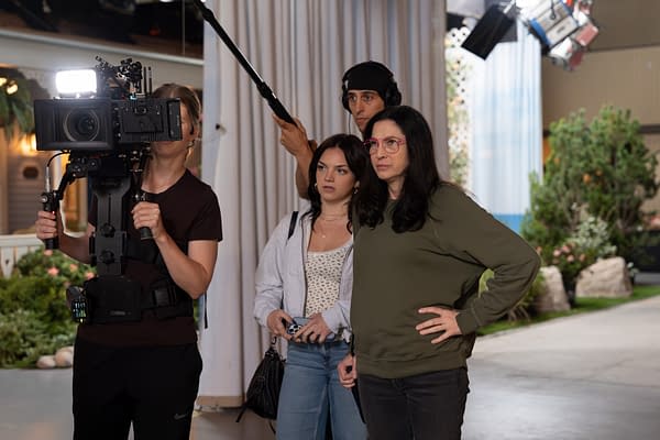 The Comeback S03E05 Preview: Valerie's Got New Showrunner Blues